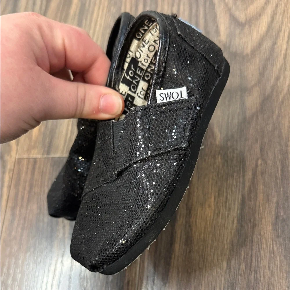 TOMS Kids Glittery Black Moccasins